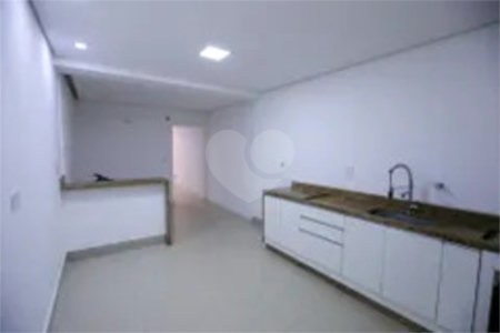 Casa à venda com 3 suítes em Jardim Santo Elias, São Paulo, SP