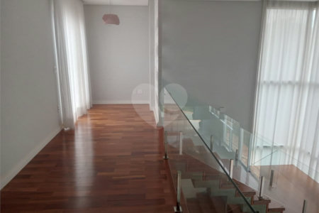 Casa à venda com 4 quartos, sendo 3 suítes,  no condomínio Residencial Montreal, São Carlos - SP