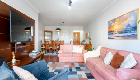 Apartamento à venda com 3 quartos, sendo 1 suíte,  em Campo Belo, São Paulo, SP
