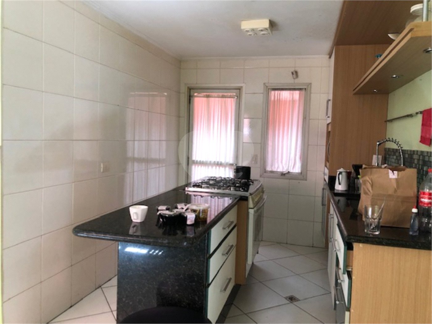 Casa à venda com 4 quartos, sendo 2 suítes,  em Jardim Leonor, São Paulo, SP