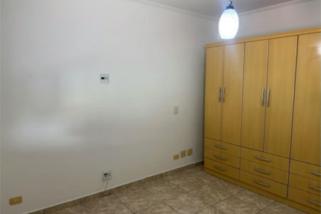 Sobrado à venda ou para alugar com 3 suítes em Vila Sônia, São Paulo, SP