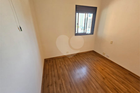 Apartamento para alugar com 3 quartos, sendo 1 suíte, em Alto da Boa Vista, São Paulo, SP