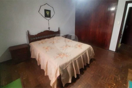 Sobrado à venda com 5 quartos, sendo 1 suíte, em Jardim Sabará, São Paulo, SP
