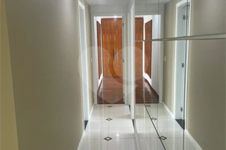 Apartamento à venda com 4 quartos, sendo 1 suíte, em Tijuca, Rio de Janeiro, RJ