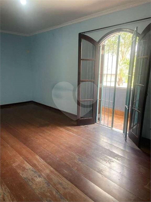 Sobrado à venda com 3 quartos, sendo 1 suíte, em Vila Matilde, São Paulo, SP