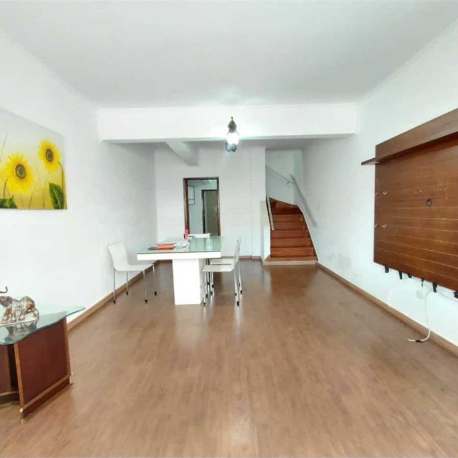 Sobrado à venda com 3 quartos em Vila Romana, São Paulo, SP