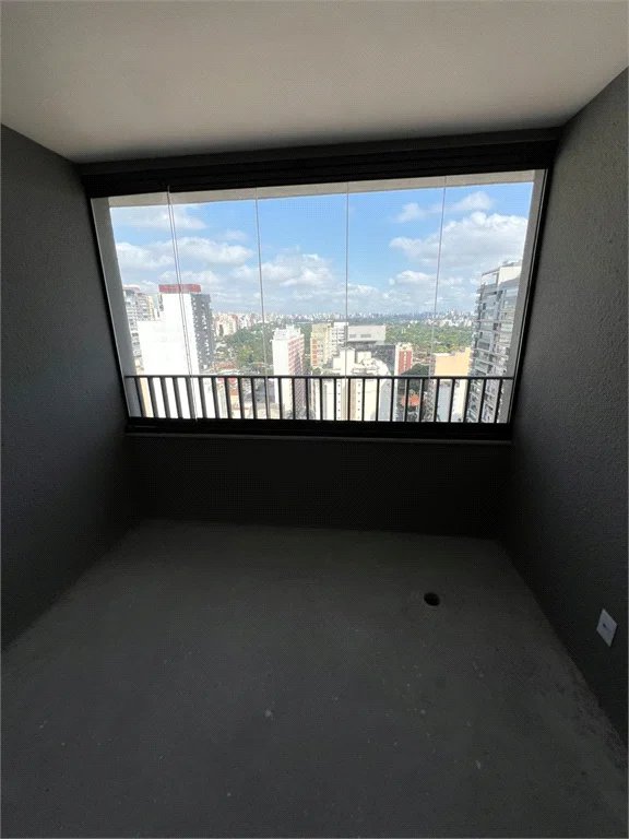 Apartamento à venda com 3 suítes em Pinheiros, São Paulo, SP