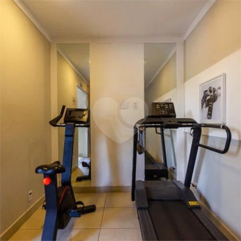 Apartamento à venda com 2 quartos em Vila Zat, São Paulo, SP