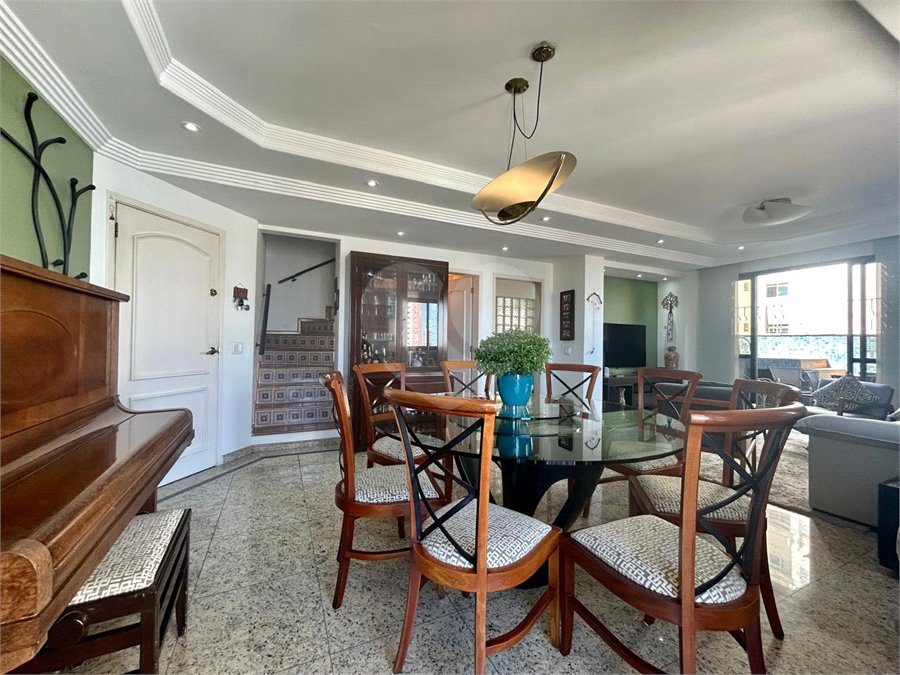 Apartamento à venda com 3 suítes em Tatuapé, São Paulo, SP