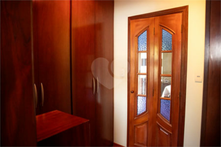 Casa à venda com 4 quartos, sendo 2 suítes,  no condomínio Villaggio Capriccio, Louveira - SP