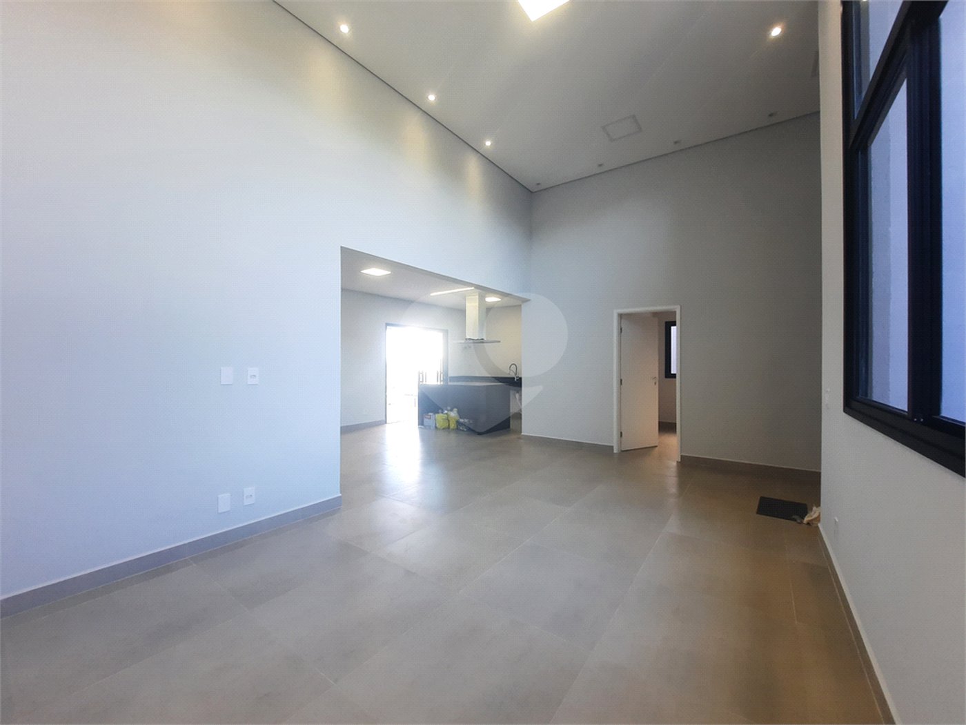Casa à venda com 3 suítes em Nações, Valinhos, SP