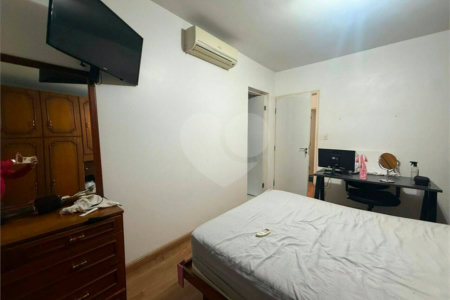 Casa à venda com 2 quartos, sendo 1 suíte, em Vila Maria Alta, São Paulo, SP