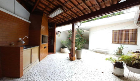 Casa à venda com 3 quartos, sendo 1 suíte, em Jardim Colombo, São Paulo, SP
