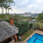 Sobrado à venda com 4 quartos, sendo 2 suítes, em Jardim Leonor, São Paulo, SP