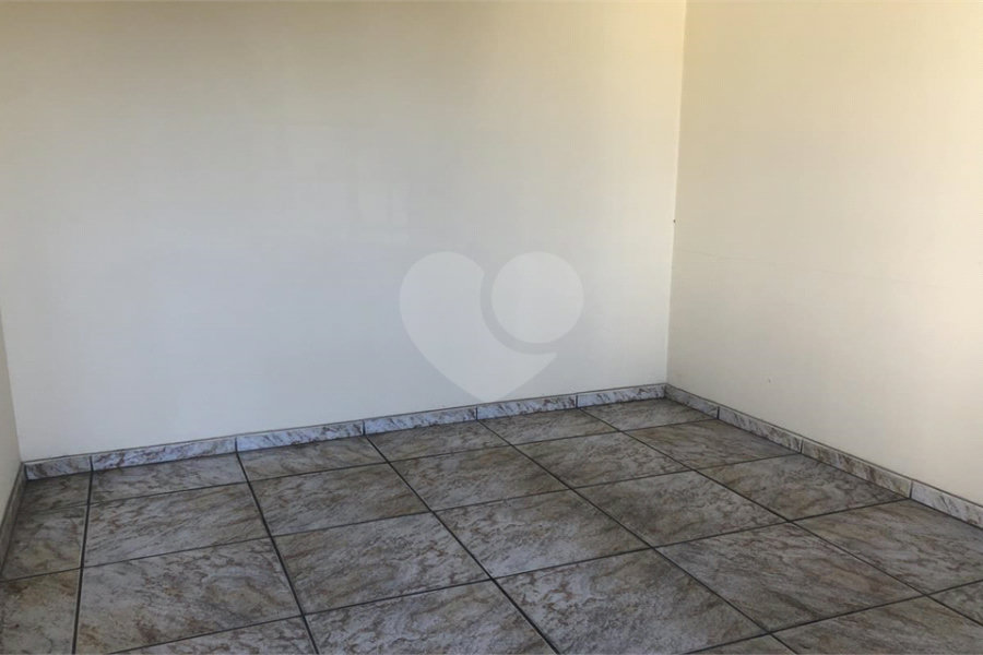 Sobrado à venda com 2 quartos, sendo 1 suíte, em Vila Nova Cachoeirinha, São Paulo, SP