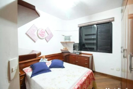 Apartamento à venda com 3 suítes em Vila Regente Feijó, São Paulo, SP
