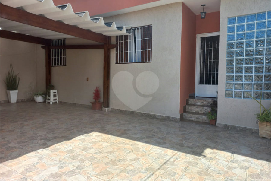 Casa Térrea à venda com 3 quartos em Tremembé, São Paulo, SP
