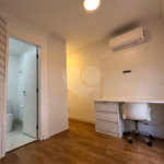 Casa à venda com 4 quartos, sendo 3 suítes,  no condomínio Domus, São Paulo - SP