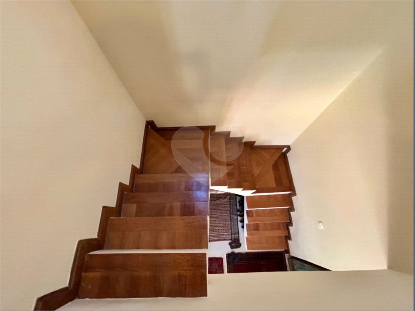 Casa à venda com 4 quartos, sendo 1 suíte, em Lagoa, Rio de Janeiro, RJ
