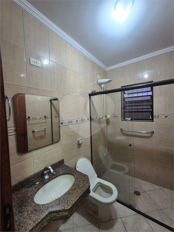 Sobrado à venda com 3 quartos, sendo 1 suíte, em Vila Bonilha, São Paulo, SP