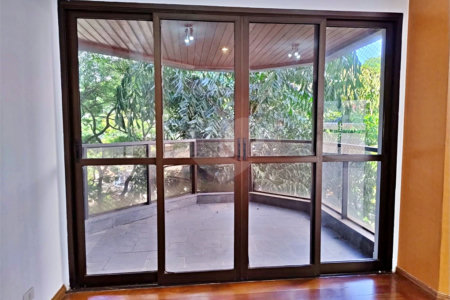 Apartamento à venda com 4 quartos, sendo 2 suítes,  em Indianópolis, São Paulo, SP