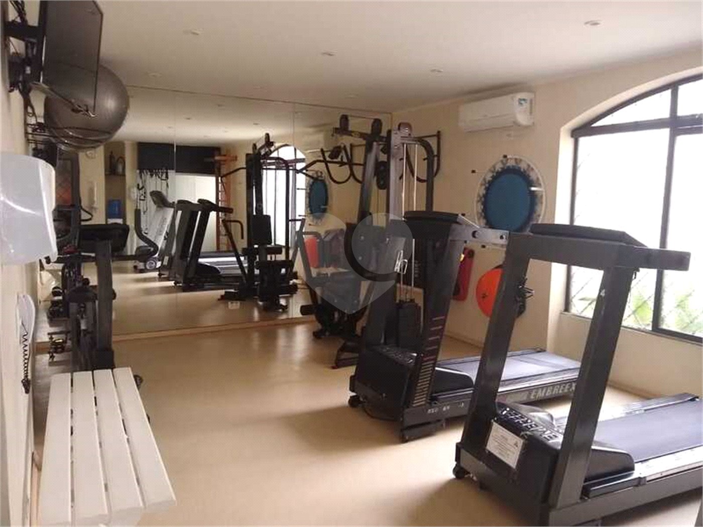 Apartamento à venda com 2 quartos em Moema, São Paulo, SP
