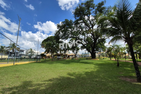 Casa à venda com 3 suítes no condomínio Granja Olga II, Sorocaba - SP