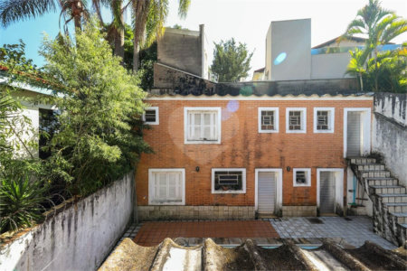Casa à venda com 4 suítes em Vila Sônia, São Paulo, SP