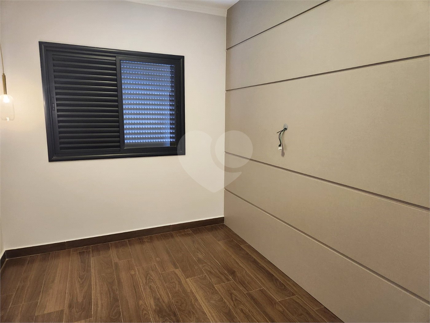 Casa à venda com 3 suítes no condomínio Residencial Viena, Indaiatuba - SP