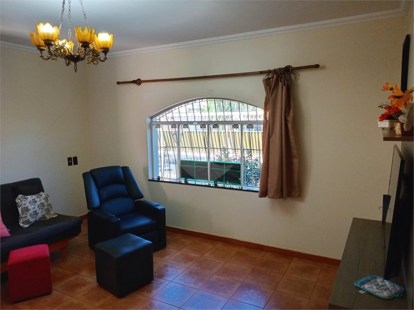 Casa à venda com 3 quartos, sendo 1 suíte, em Vila José Bonifácio, Araraquara, SP