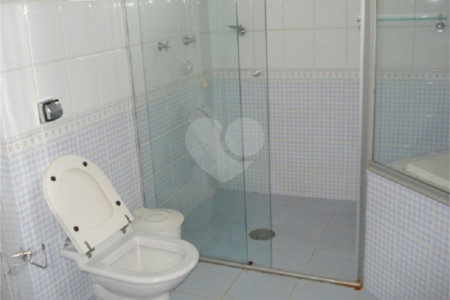 Sobrado para alugar com 5 quartos, sendo 2 suítes,  em Vila Suíça, Indaiatuba, SP
