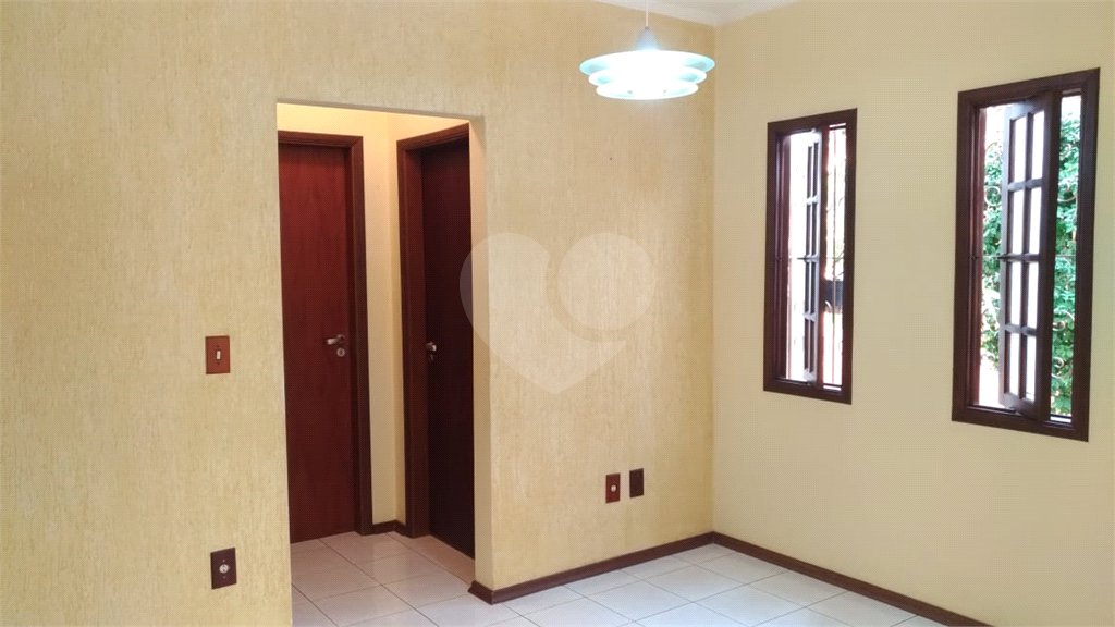 Casa à venda ou para alugar com 2 quartos, sendo 1 suíte, em Jardim do Lago, Atibaia, SP