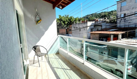 Sobrado à venda com 6 quartos, sendo 1 suíte,  em Horto, São Paulo, SP