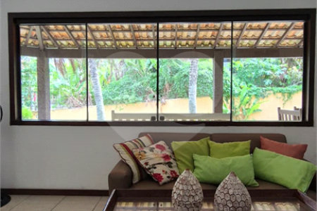Casa à venda com 5 quartos, sendo 4 suítes,  em Geribá, Armação dos Búzios, RJ