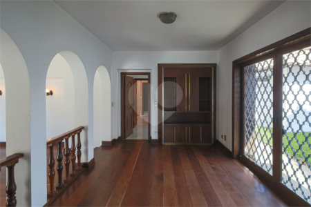 Casa Térrea à venda ou para alugar com 4 quartos, sendo 3 suítes, em Alto da Boa Vista, São Paulo, SP