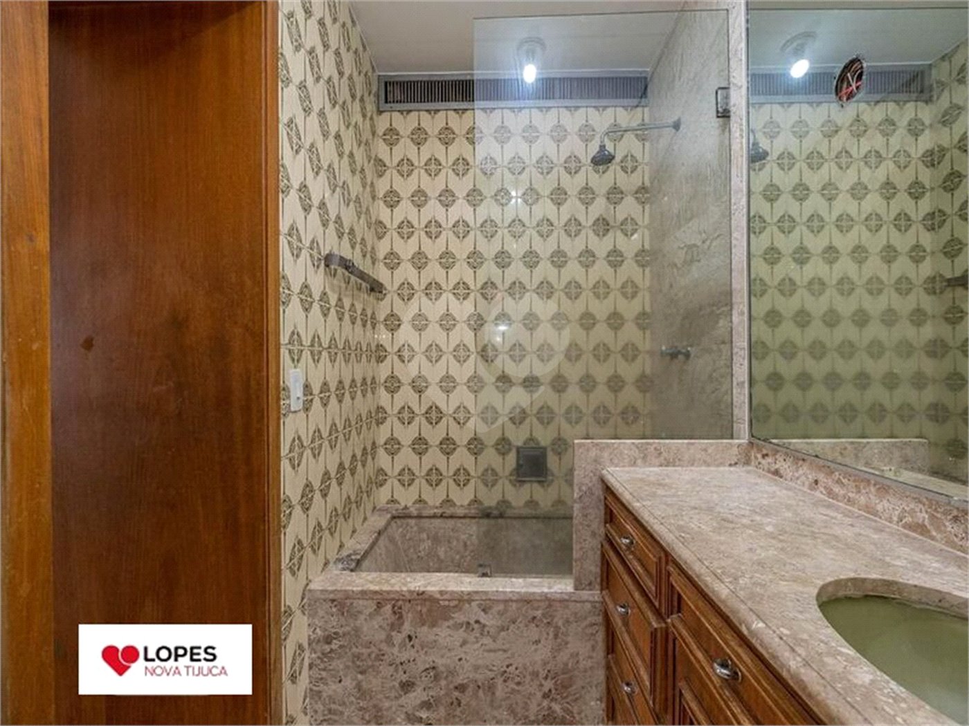 Apartamento à venda com 4 quartos, sendo 2 suítes, em Tijuca, Rio de Janeiro, RJ