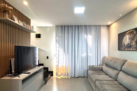 Casa à venda com 2 quartos no condomínio Villa Flora, Hortolândia - SP