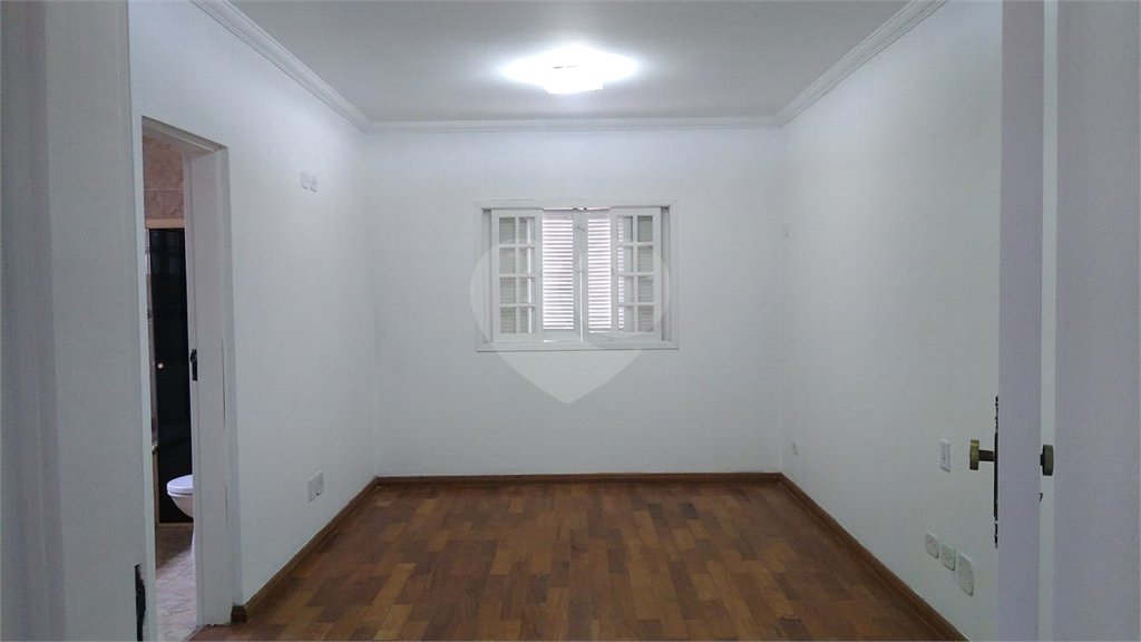 Sobrado à venda com 4 quartos, sendo 3 suítes, em Cidade Mãe do Céu, São Paulo, SP