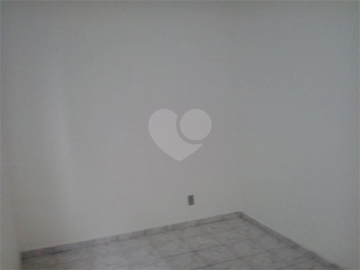 Apartamento à venda com 2 quartos em Vila Perracini, Poá, SP