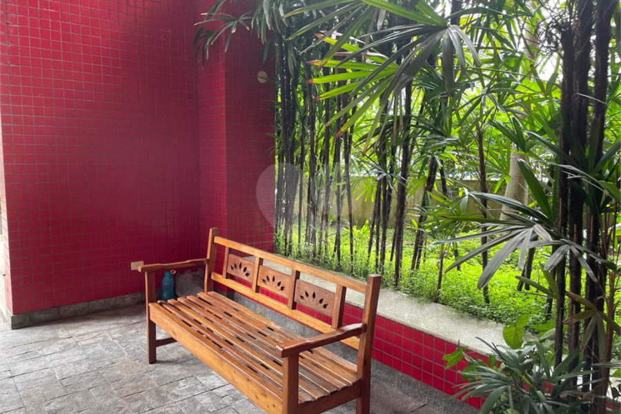 Apartamento à venda com 3 suítes em Campo Belo, São Paulo, SP