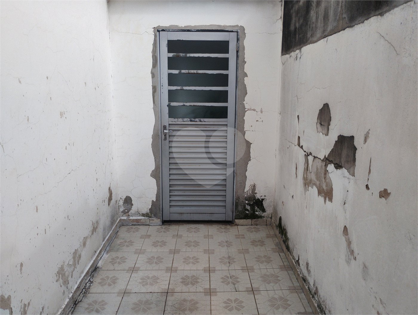 Sobrado à venda com 3 quartos, sendo 1 suíte,  em Vila Nivi, São Paulo, SP
