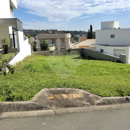 Terreno à venda em Parque das Quaresmeiras, Campinas, SP