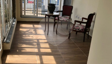Casa à venda com 1 suíte no Centro, Vinhedo, SP