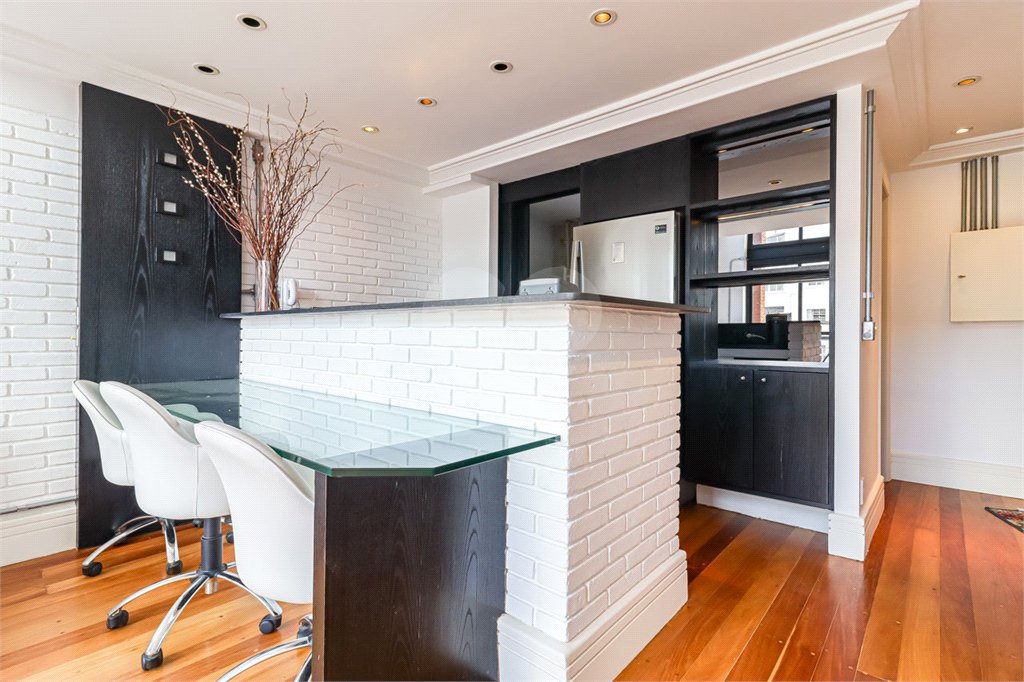 Apartamento à venda ou para alugar com 1 suíte em Jardim América, São Paulo, SP