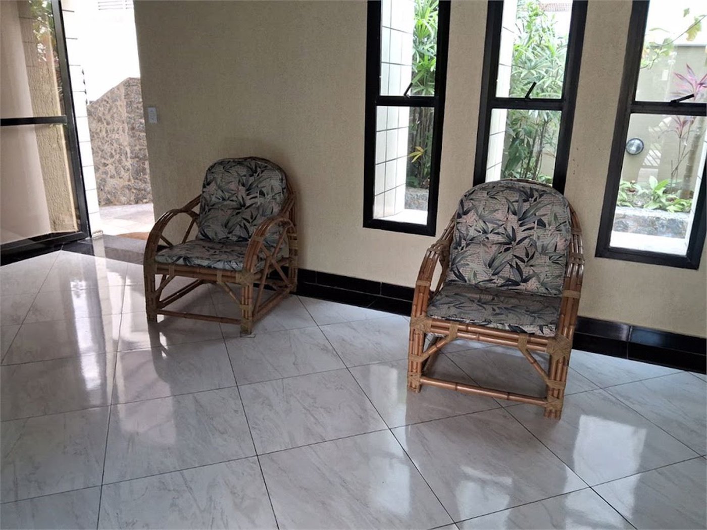 Apartamento Residencial à venda, Enseada, Guarujá - AP0900.