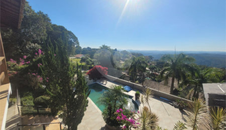 Casa para alugar com 5 quartos, sendo 2 suítes,  no condomínio Alpes de Caieiras, Caieiras - SP