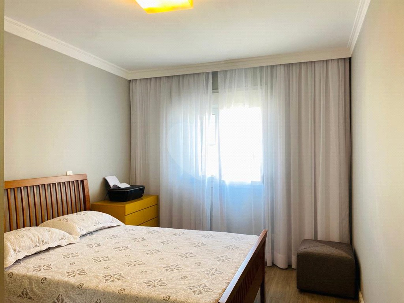 Casa à venda com 4 quartos, sendo 2 suítes, no condomínio Residencial Vila Lagos, São Paulo - SP