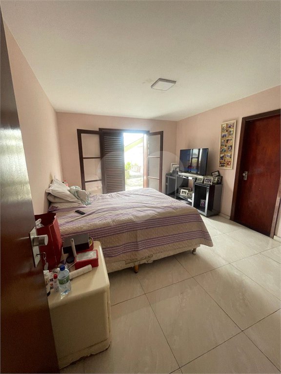 Sobrado à venda com 3 quartos, sendo 1 suíte,  em Jardim Armênia, Mogi das Cruzes, SP