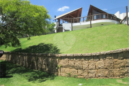 Casa à venda com 6 suítes no condomínio Jardim Primavera, Louveira - SP