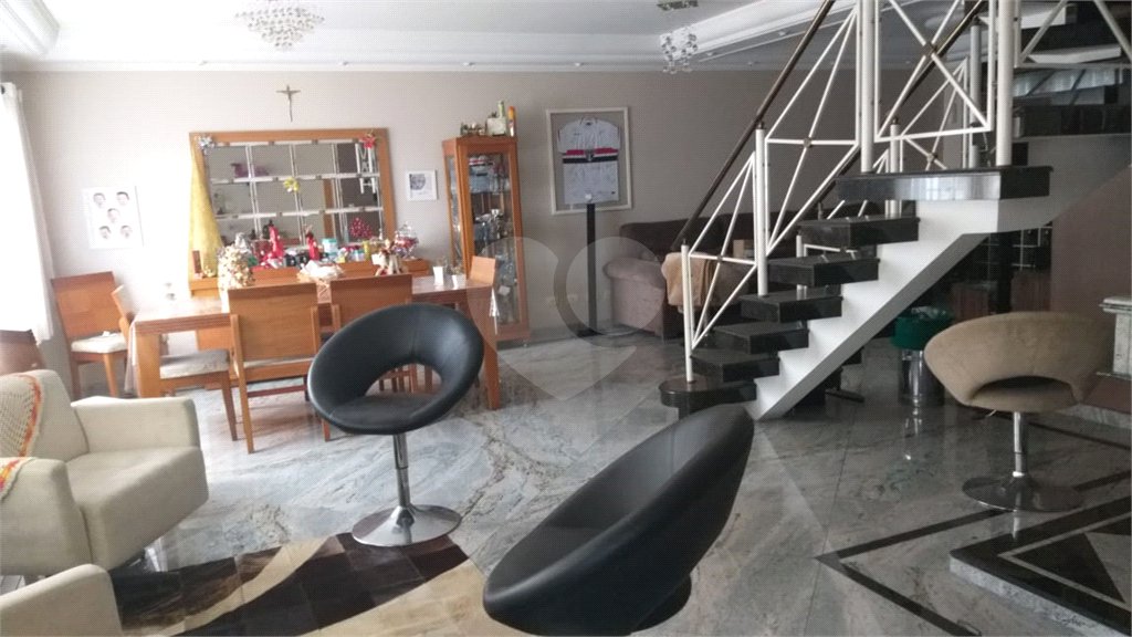 Sobrado à venda com 6 quartos, sendo 1 suíte,  no Brasilândia, São Paulo, SP